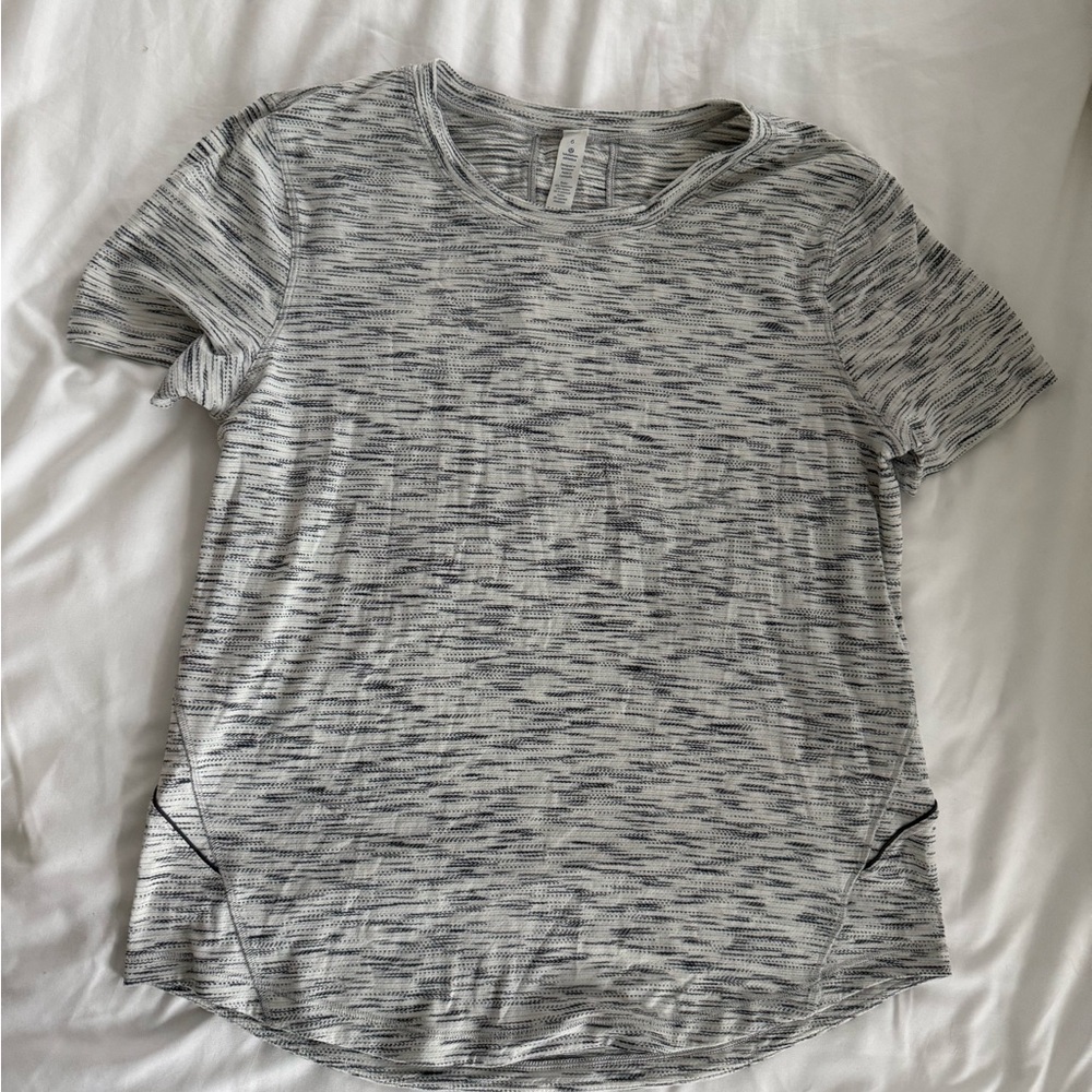 lululemon athletica Black and White Women's Short Sleeve Tee